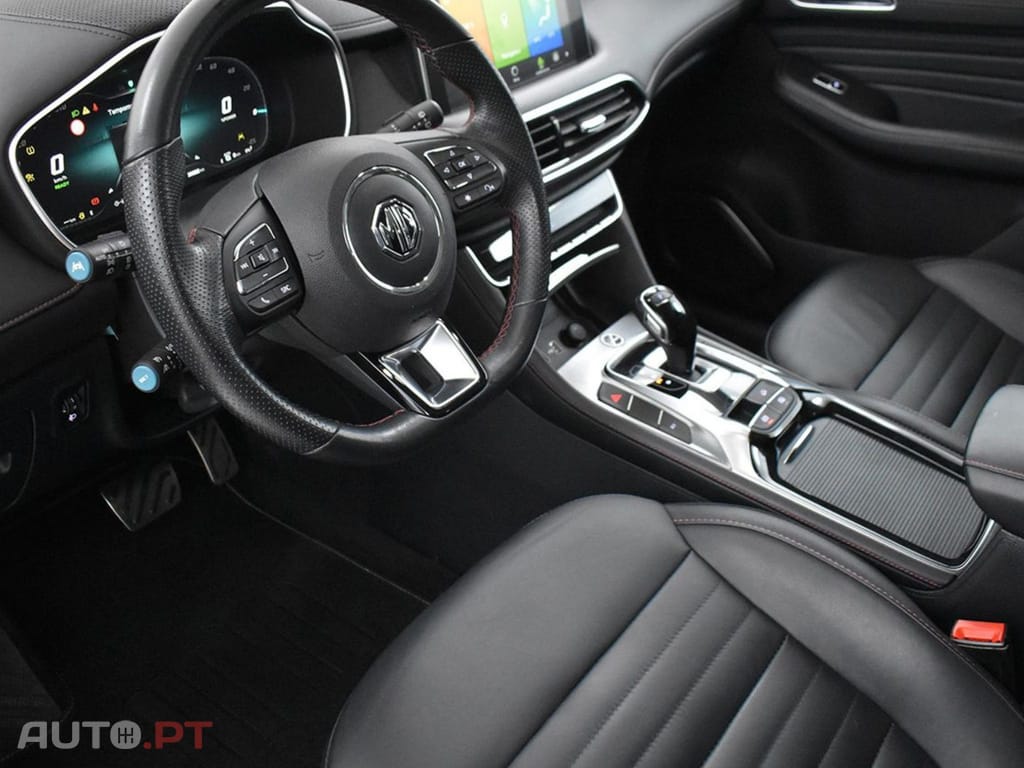 MG EHS I.V.A DEDUTIVEL PHEV 1.5 T-GDI Luxury 