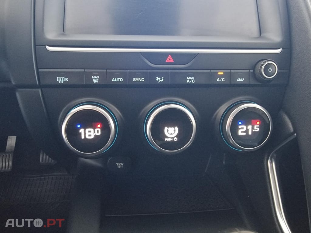 Jaguar E-Pace 2.0 i4D R-Dynamic S