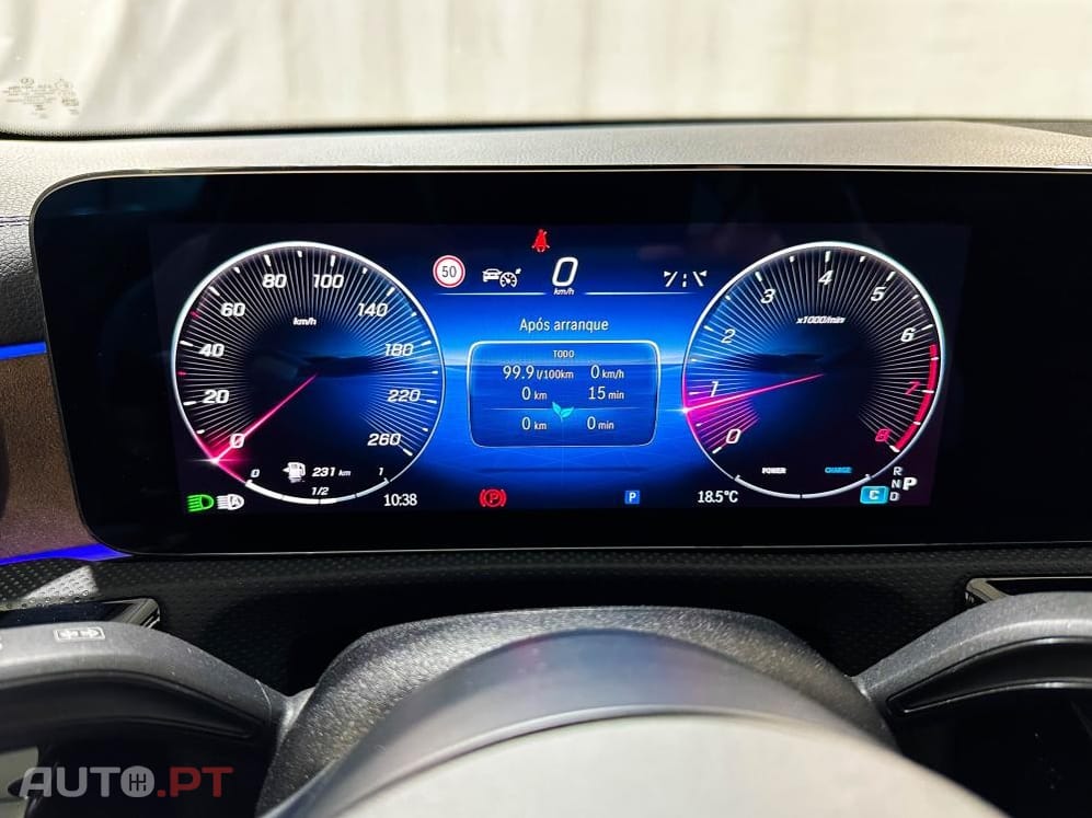 Mercedes-Benz CLA 200 7G-DCT AMG Line Advanced Plus