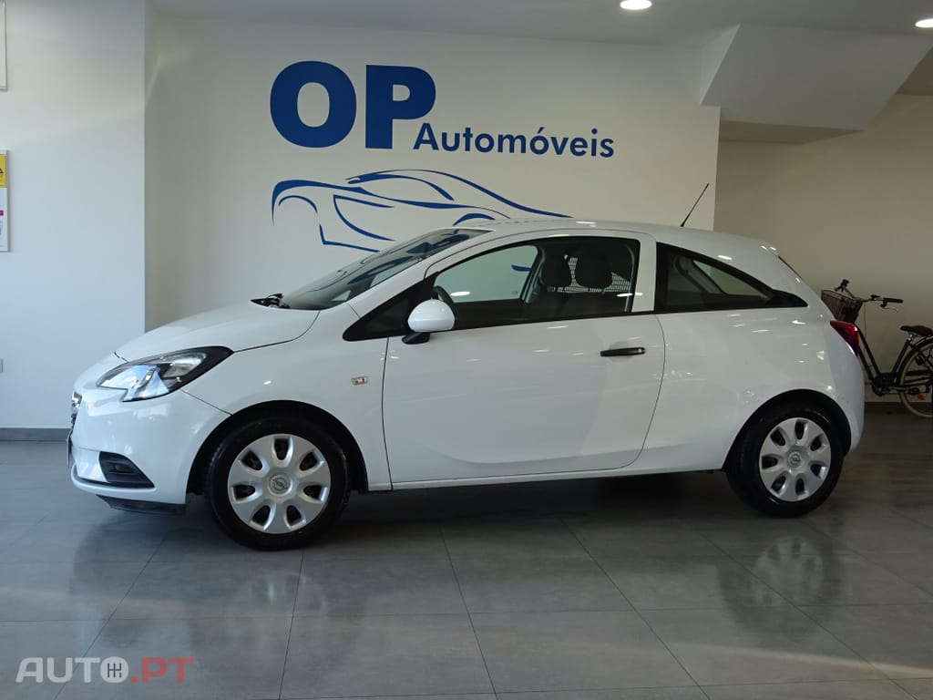 Opel Corsa Outro