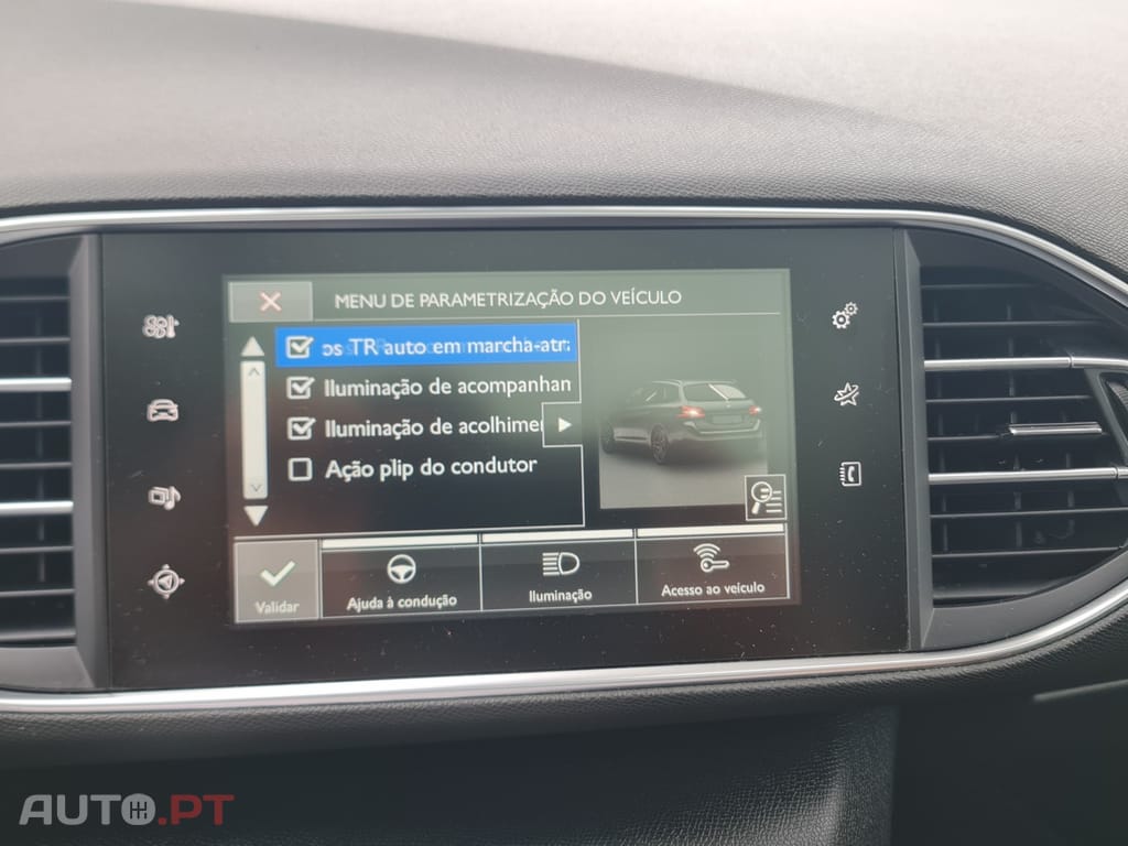 Peugeot 308 1.6 BlueHDi Allure J17