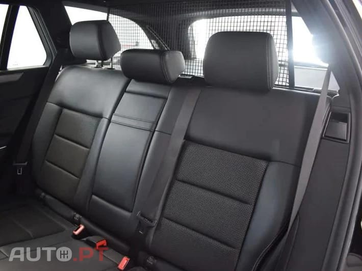 Mercedes-Benz E 300 Bluetec Hybrid Avantgarde