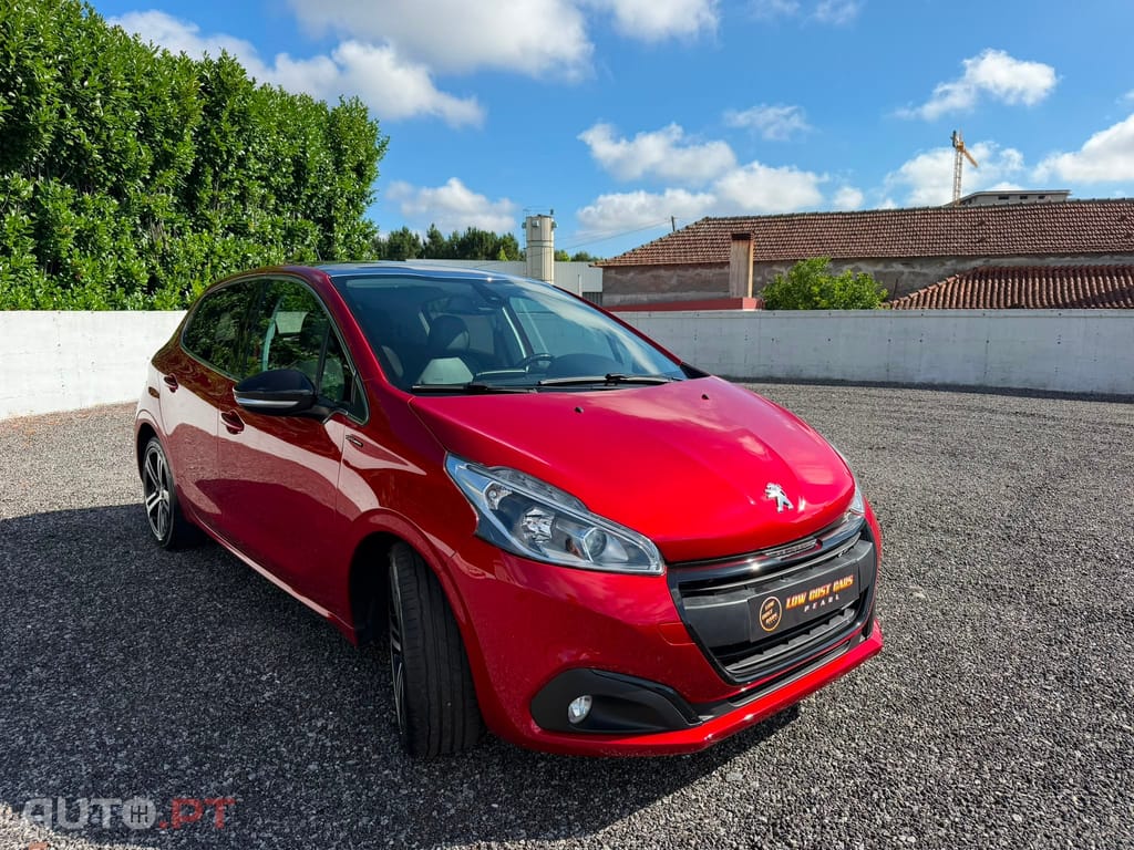 Peugeot 208 1.2 PureTech GT Line