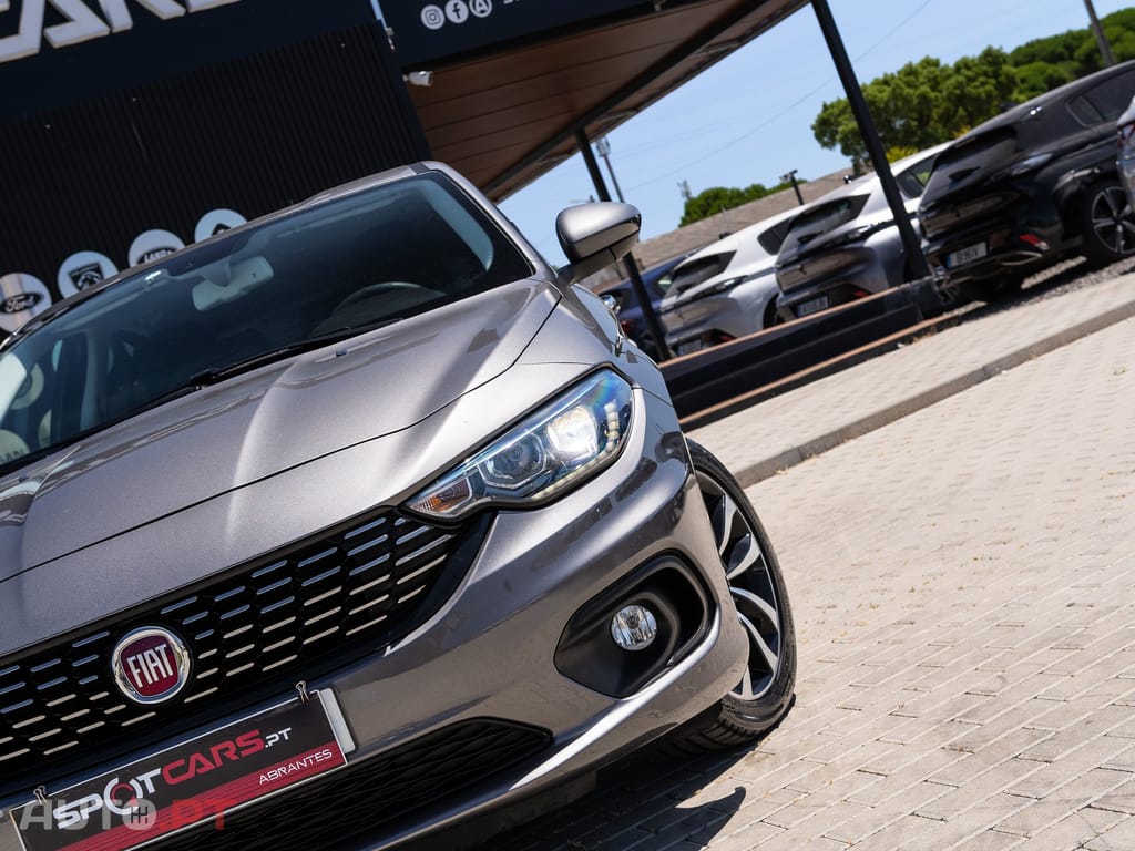 Fiat Tipo 1.3 M-Jet Lounge Tech J17