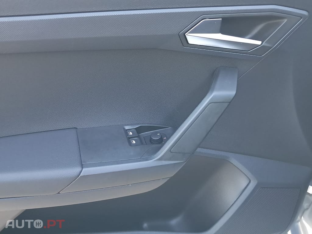 SEAT Ibiza 1.0 TSI Style — fotografia 22