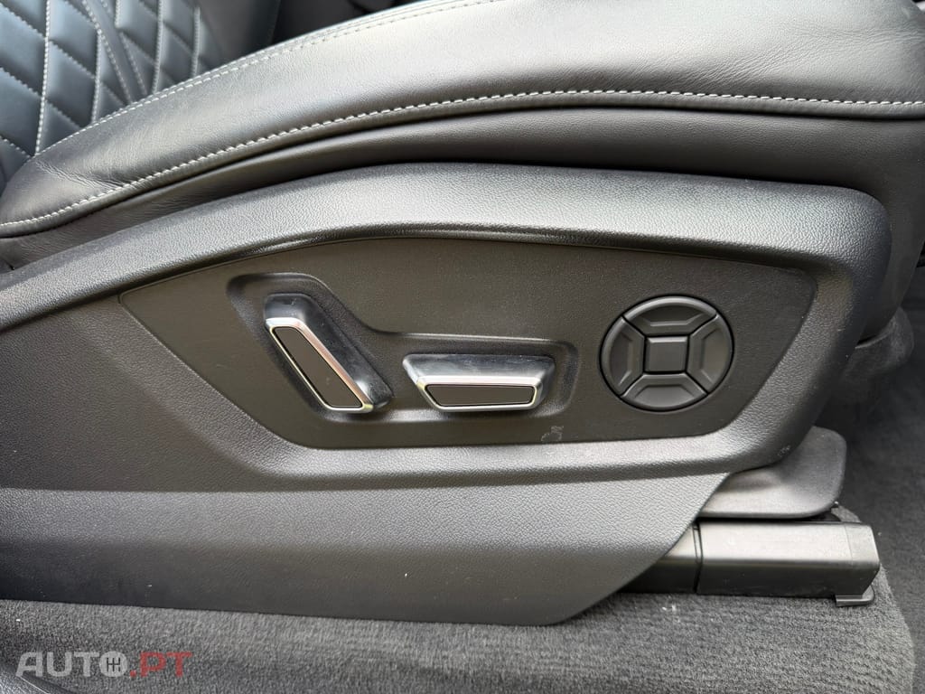 Audi Q7 60 TFSIe quattro S line Tiptronic