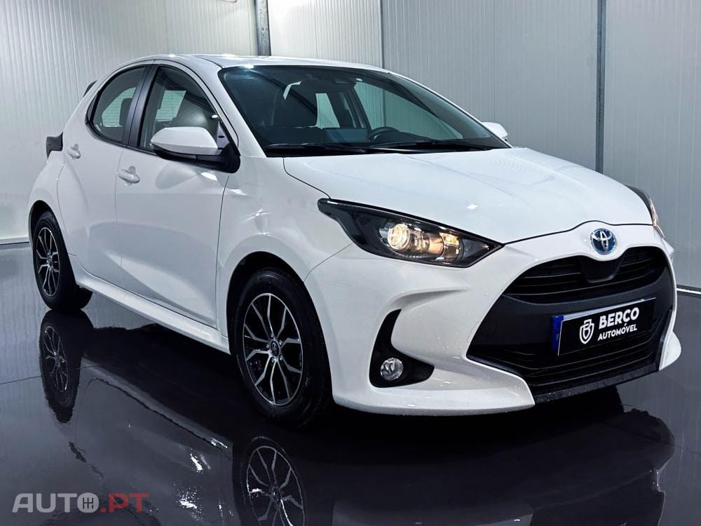 Toyota Yaris Hybrid Dynamic Edition