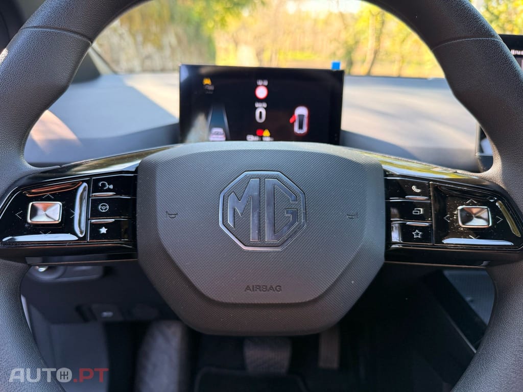 MG MG4 51 kWh Standard