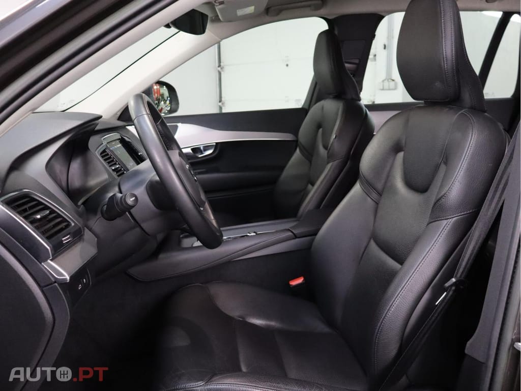 Volvo XC90 2.0 T8 PHEV Core AWD