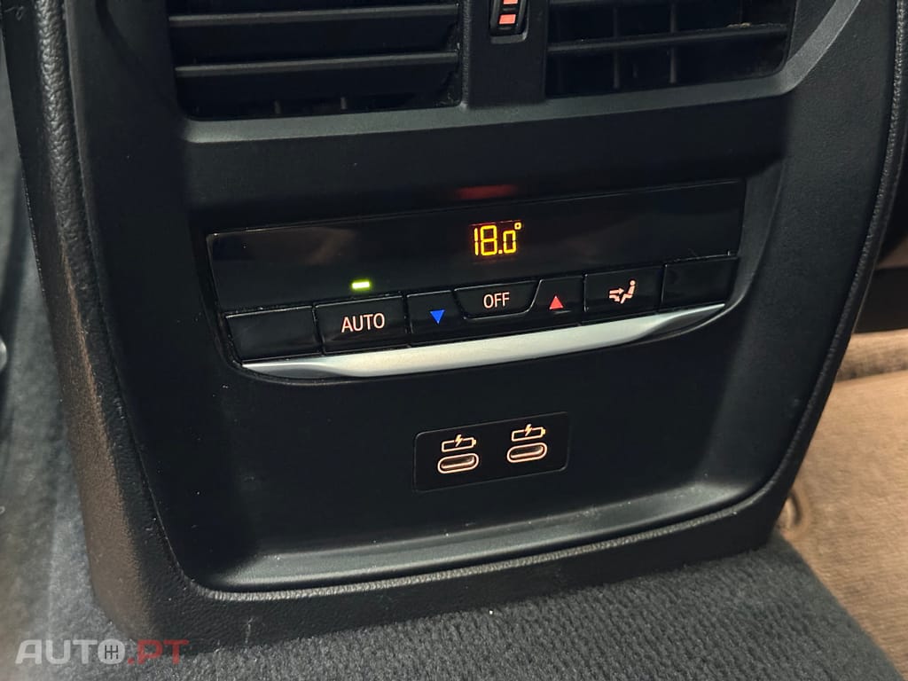 BMW 330 e Corporate Edition Auto — fotografia 23