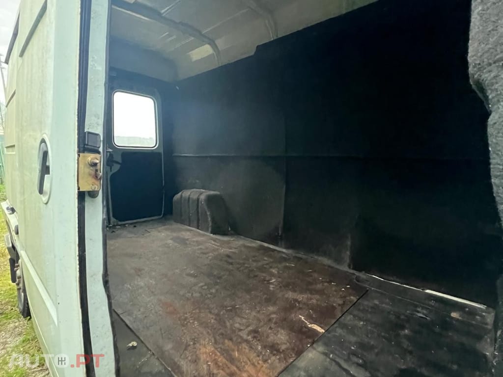 Renault Trafic Outro