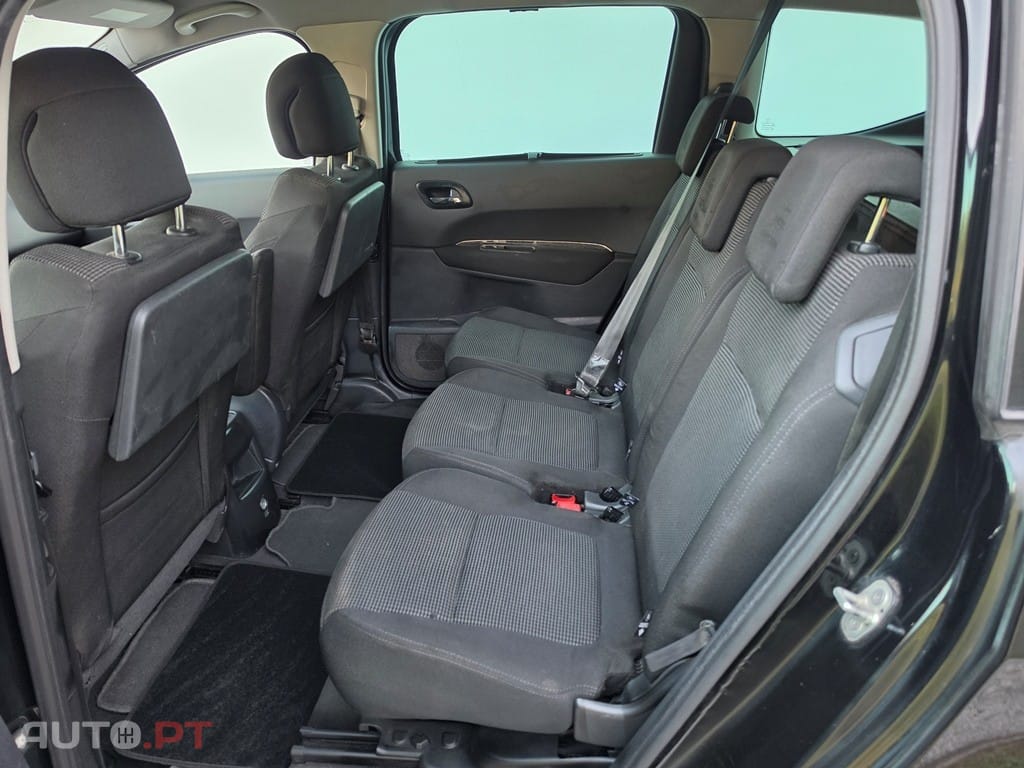 Peugeot 5008 1.6 HDi Executive