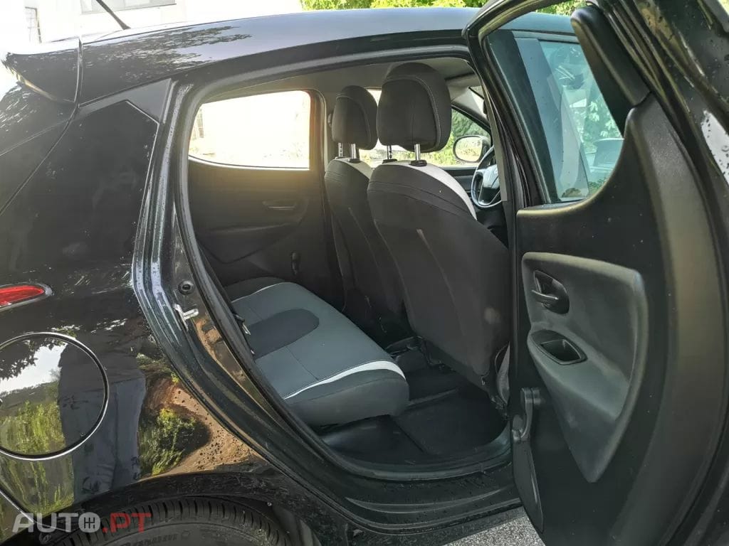 Lancia Ypsilon 1.2 S&S Gold