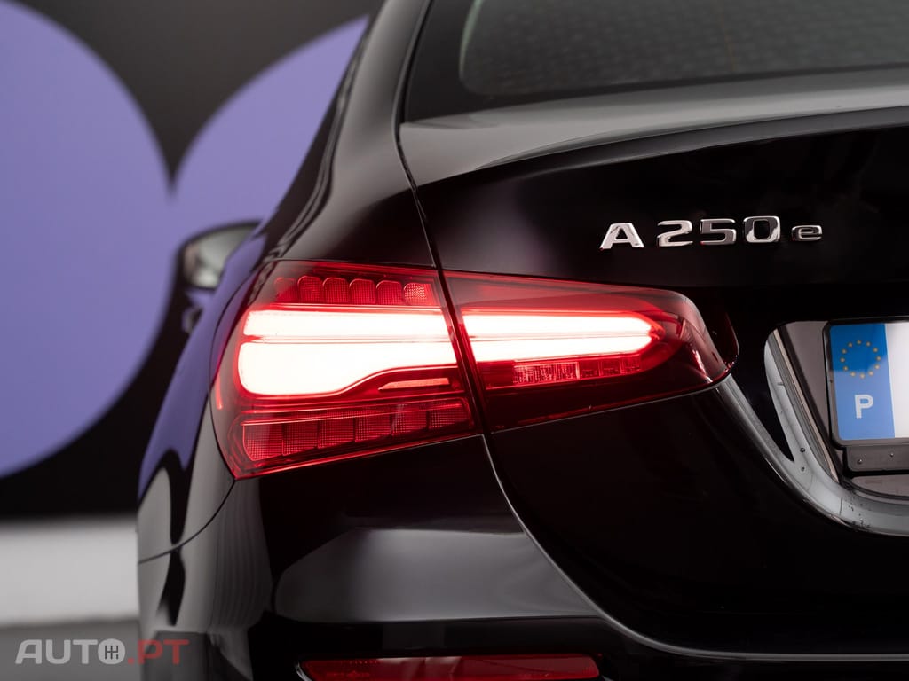 Mercedes-Benz A 250 e