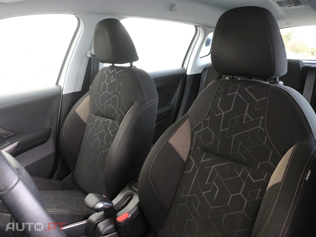 Peugeot 2008 1.6 e-HDi Active