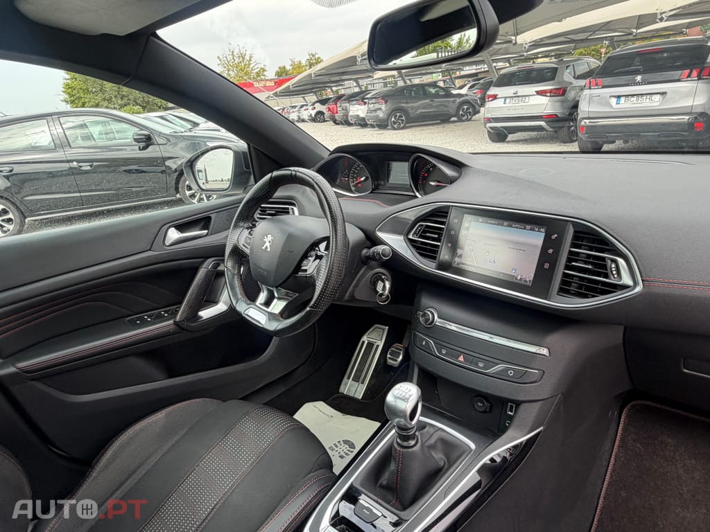 Peugeot 308 1.2 PureTech GT Line