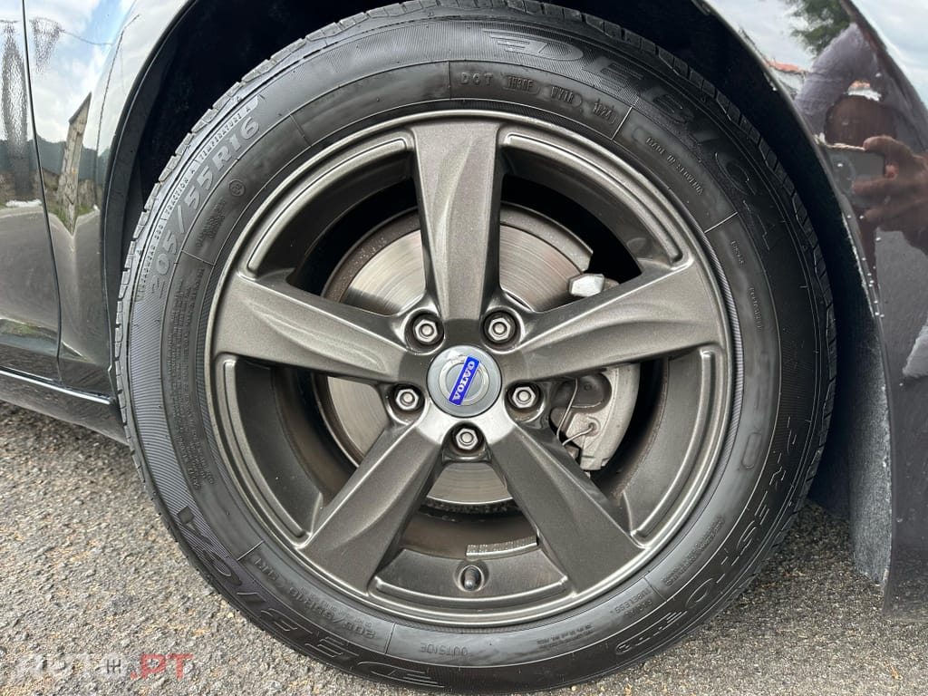 Volvo V40 2.0 D2 Momentum Eco