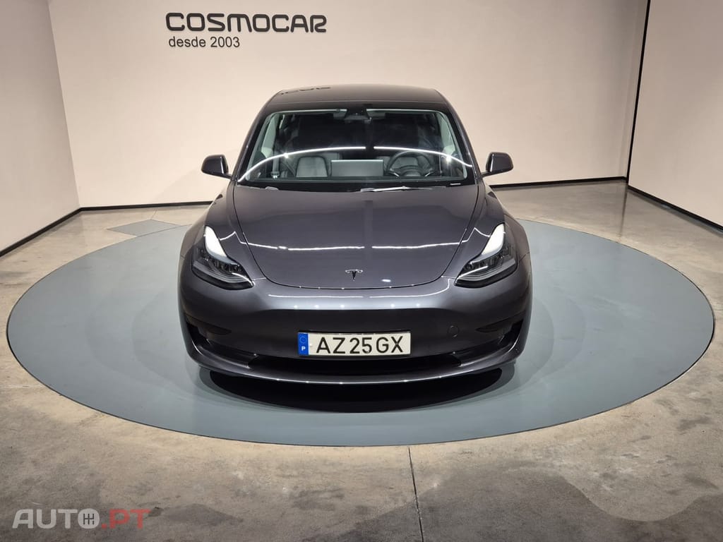 Tesla Model 3 BEV RWD — fotografia 38