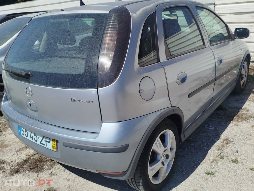 Opel Corsa 1.2 Twinport First