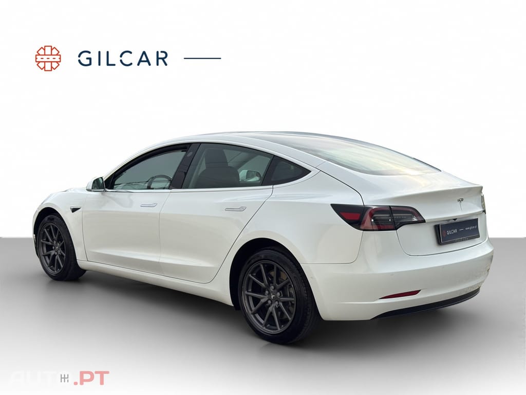 Tesla Model 3 Standard Range Plus RWD