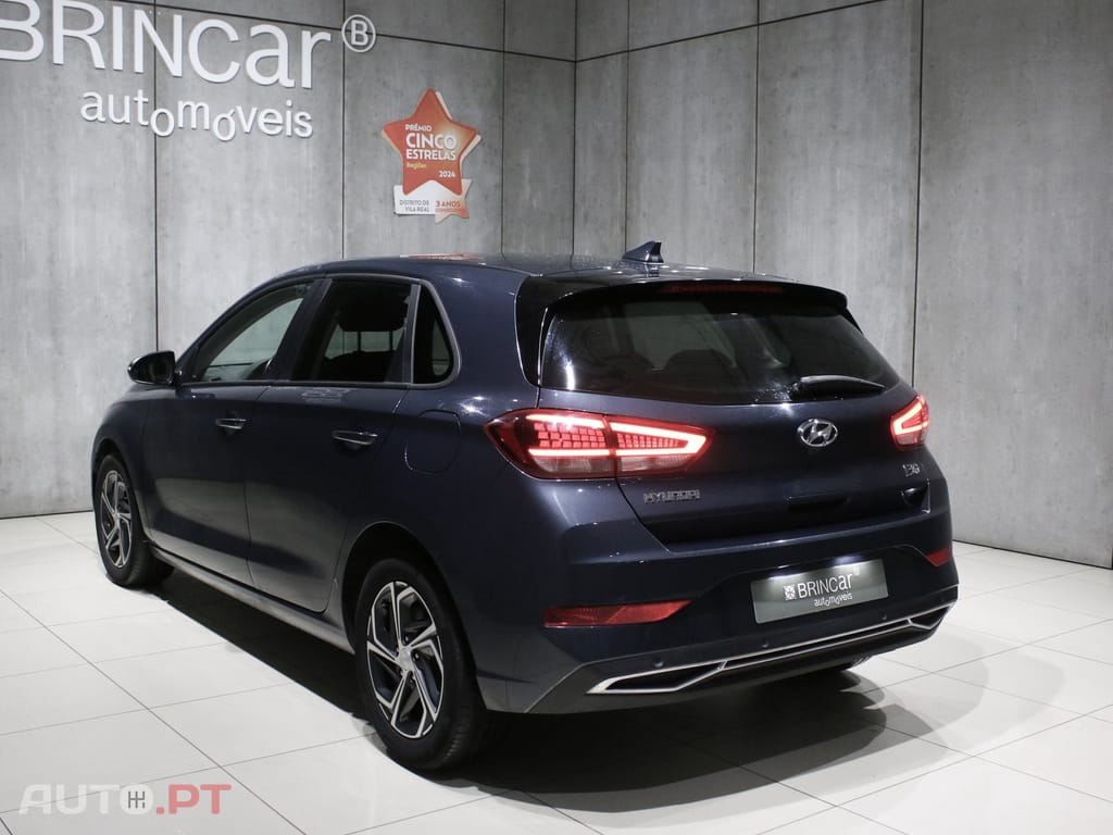 Hyundai i30 1.0 T-GDI 48V-Hybrid Connect & Go