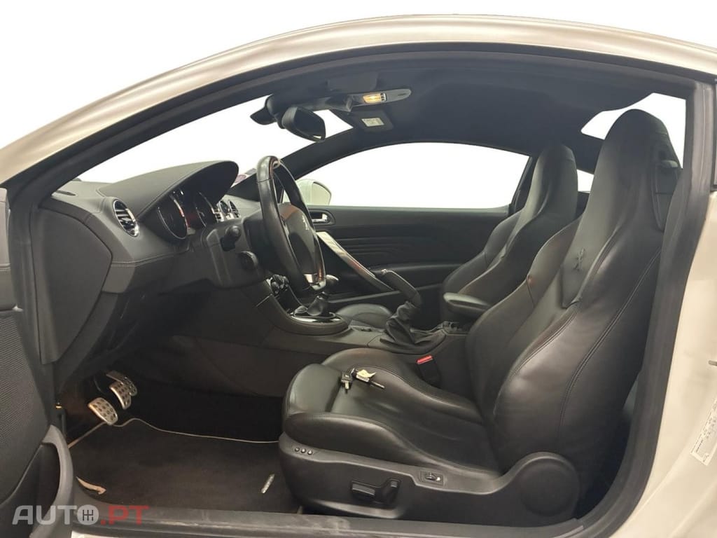 Peugeot RCZ 1.6 200 THP