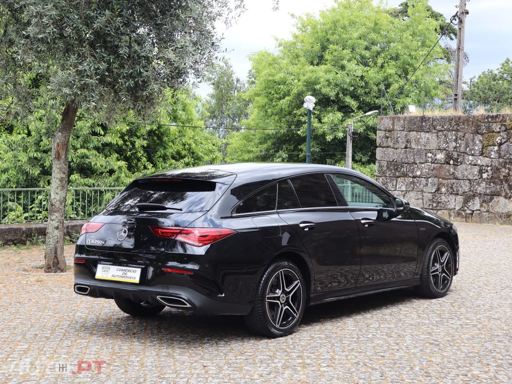 Mercedes-Benz CLA 250 e AMG Line