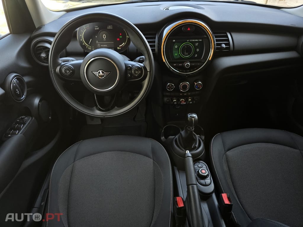 MINI Cooper ONE FIRST