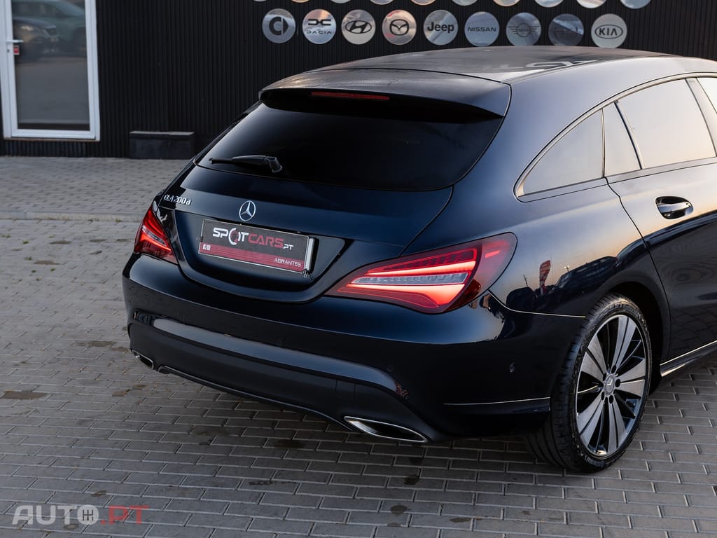 Mercedes-Benz CLA 200 d Shooting Brake Urban Aut. — fotografia 8