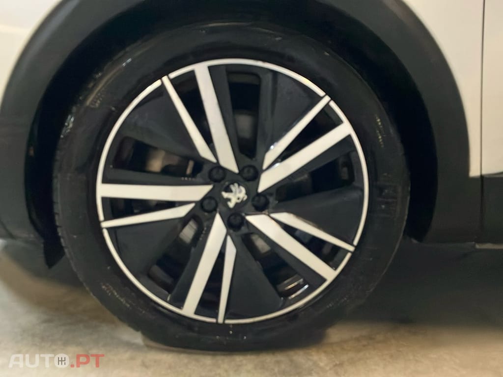 Peugeot 3008 1.6 Hybrid4 GT Pack e-EAT8