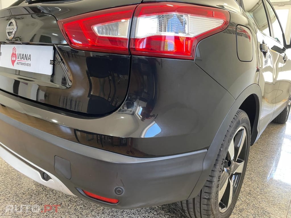 Nissan Qashqai 1.5 dCi N-Connecta 18 RS+PS