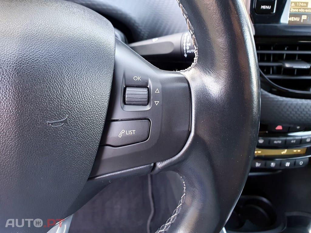 Peugeot 208 1.2 PureTech Allure