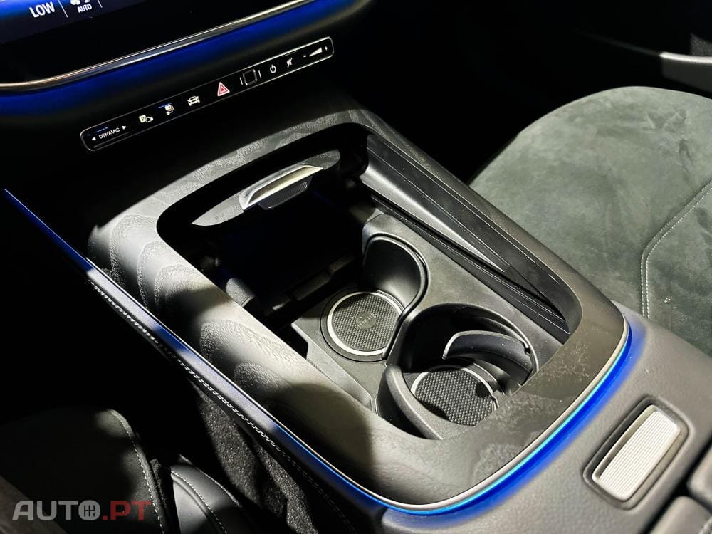 Mercedes-Benz E 300 e 9G-TRONIC AMG Line