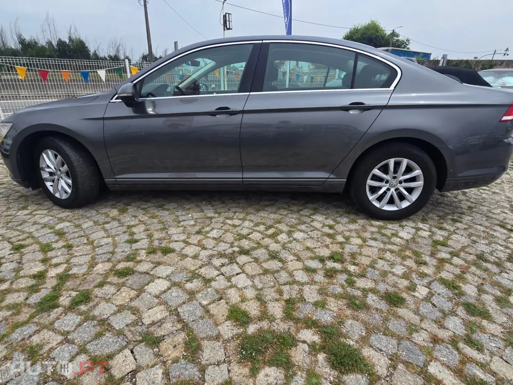 Volkswagen Passat 2.0 TDi Confortline DSG