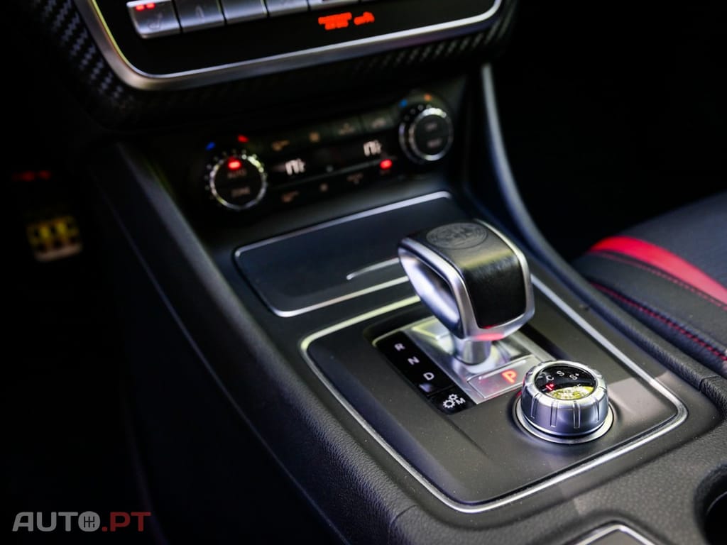 Mercedes-Benz A 45 AMG 4-Matic
