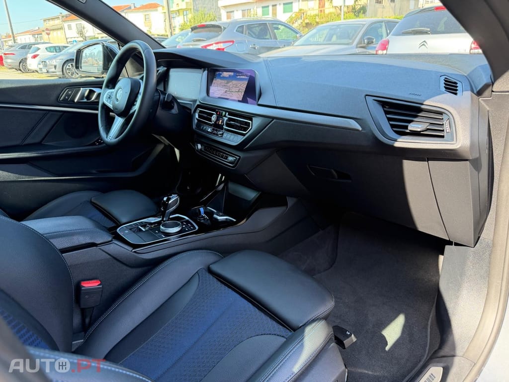 BMW 216 d Pack Desportivo M