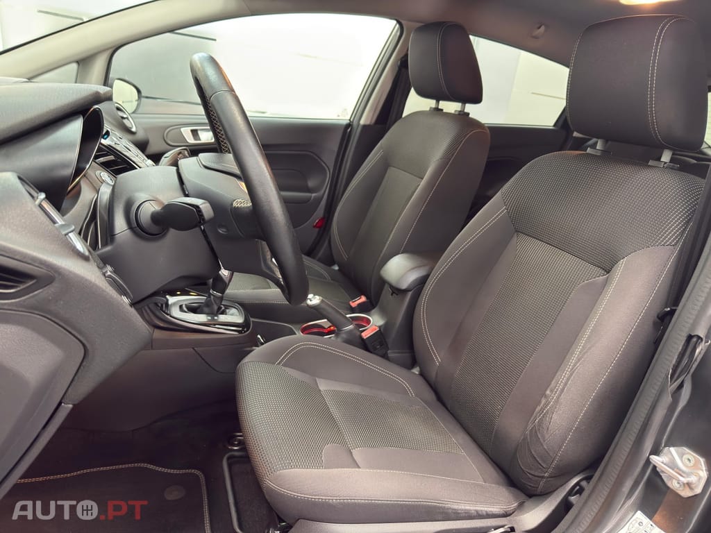 Ford Fiesta 1.0 T EcoBoost Titanium PowerShift
