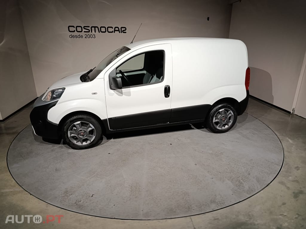 Fiat Fiorino 1.3 M-jet Adventure