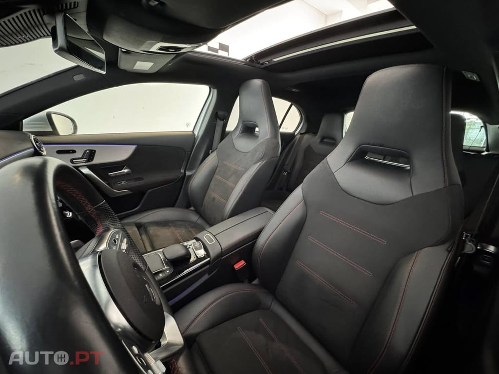 Mercedes-Benz A 250 e AMG Line