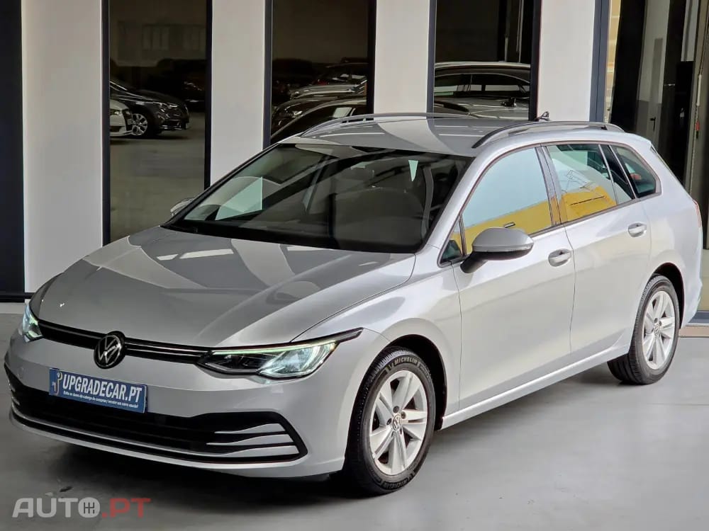Volkswagen Golf Variant 1.0 eTSI OPF DSG Life