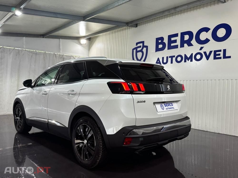 Peugeot 3008 1.6 BlueHDi Crossway EAT6
