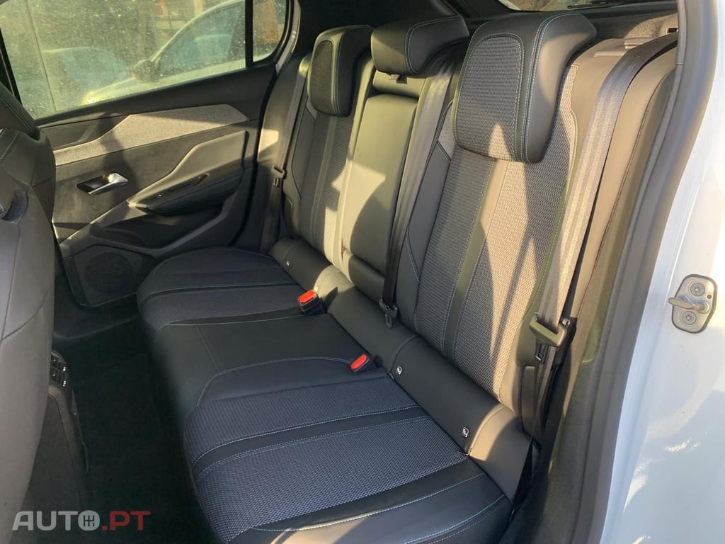 Peugeot 308 1.5 BlueHDi Allure EAT8