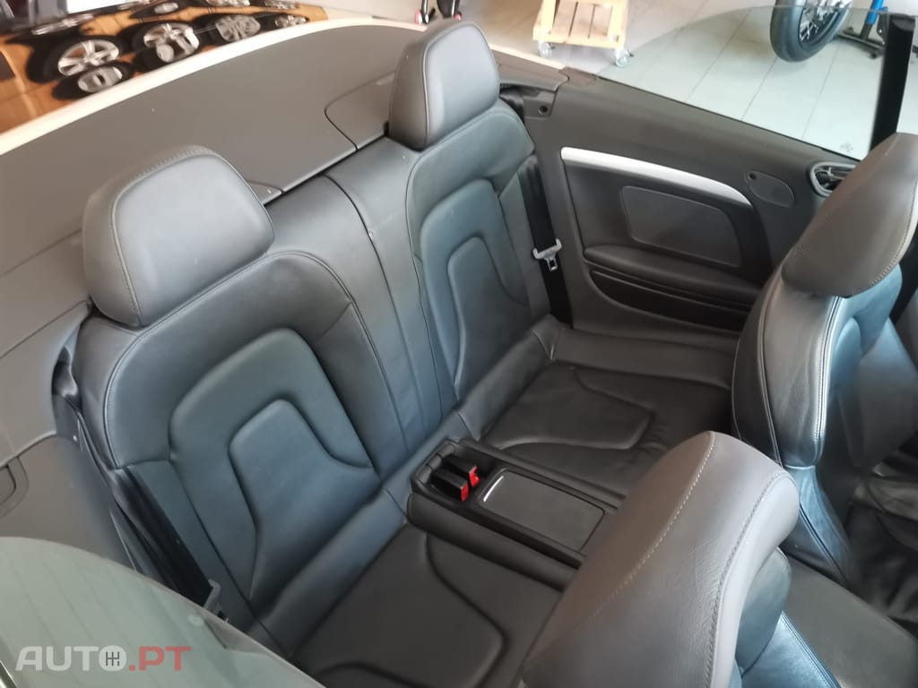 Audi A5 Cabrio 2.0 TDi S-line