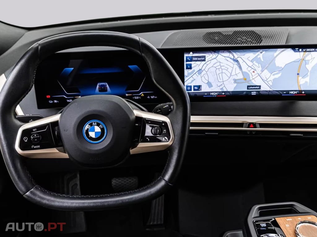 BMW iX 40 xDRIVE SPORT I.V.A DEDUTIVEL 
