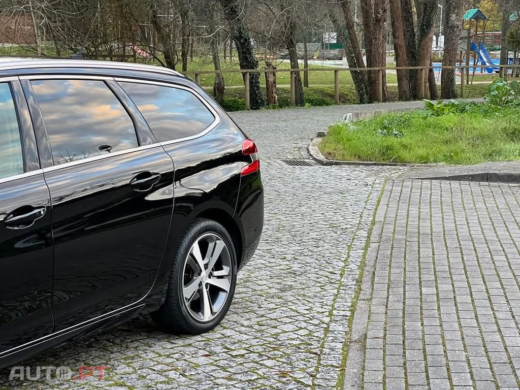 Peugeot 308 SW 1.2 PureTech GT Line EAT6