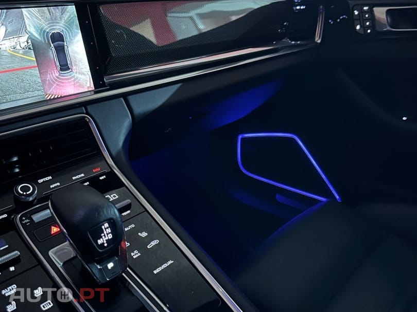 Porsche Panamera 4 E-Hybrid