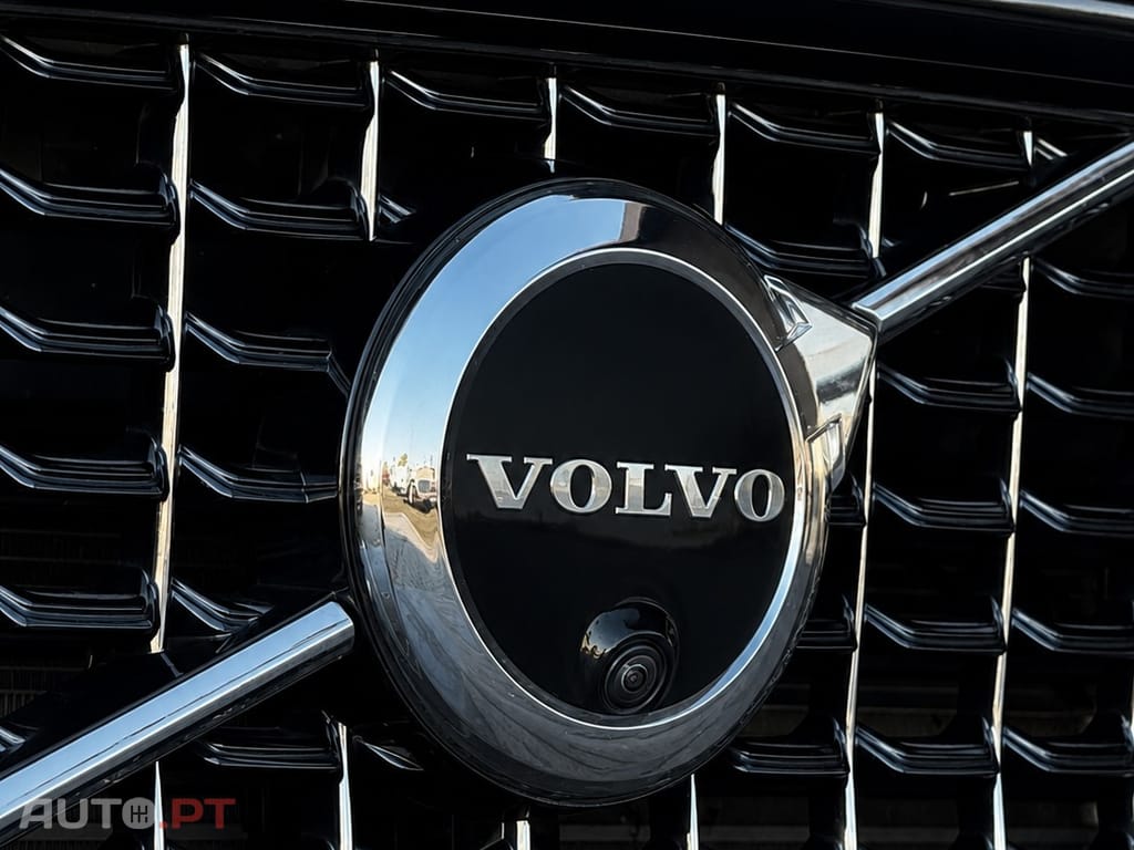 Volvo XC40 1.5 T5 PHEV Plus Dark