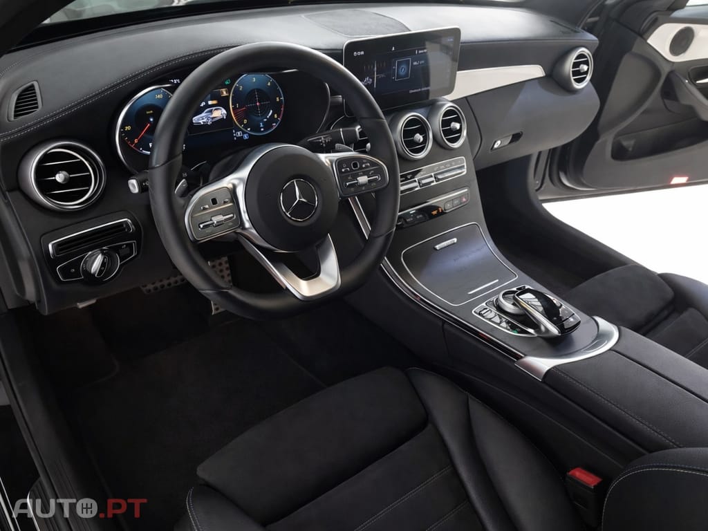 Mercedes-Benz C 220 d Station 9G-TRONIC Night Edition — fotografia 8