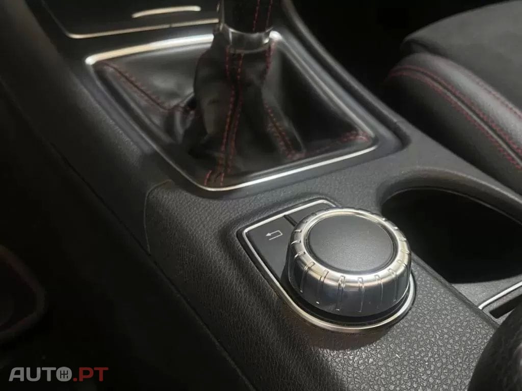 Mercedes-Benz CLA 180 d Shooting Brake AMG Line