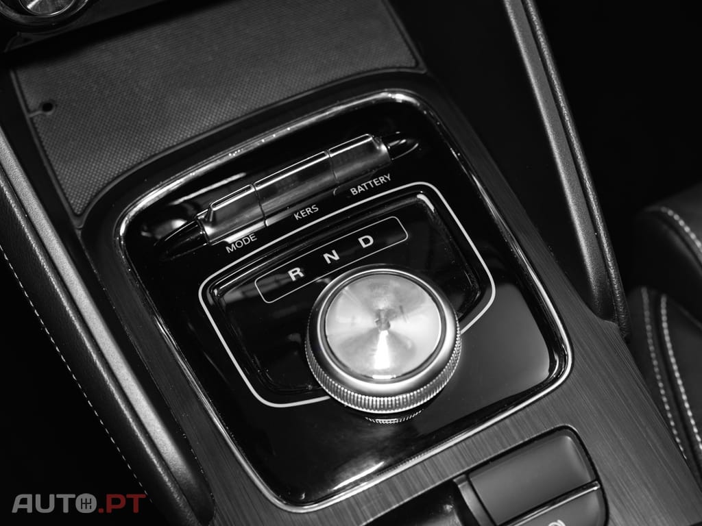 MG ZS EV 44.5 kWh Luxury